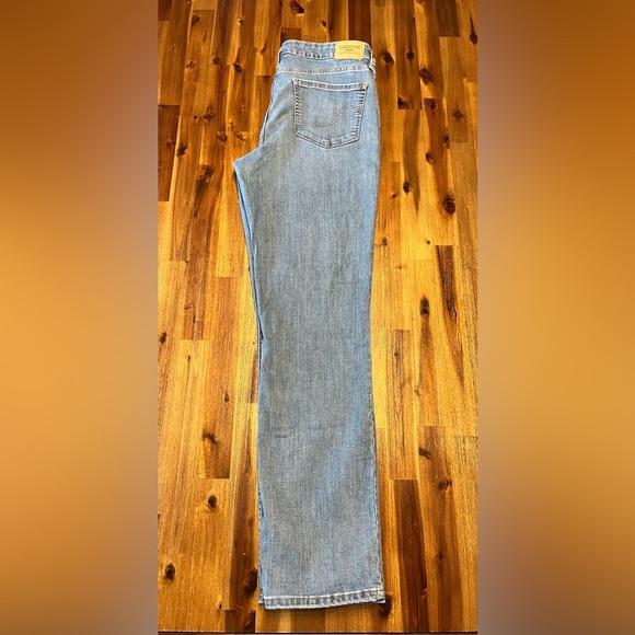 Levi Strauss Signature Gold Totally Shaping Straight Leg Jeans size 10 30X32 - Picture 1 of 13